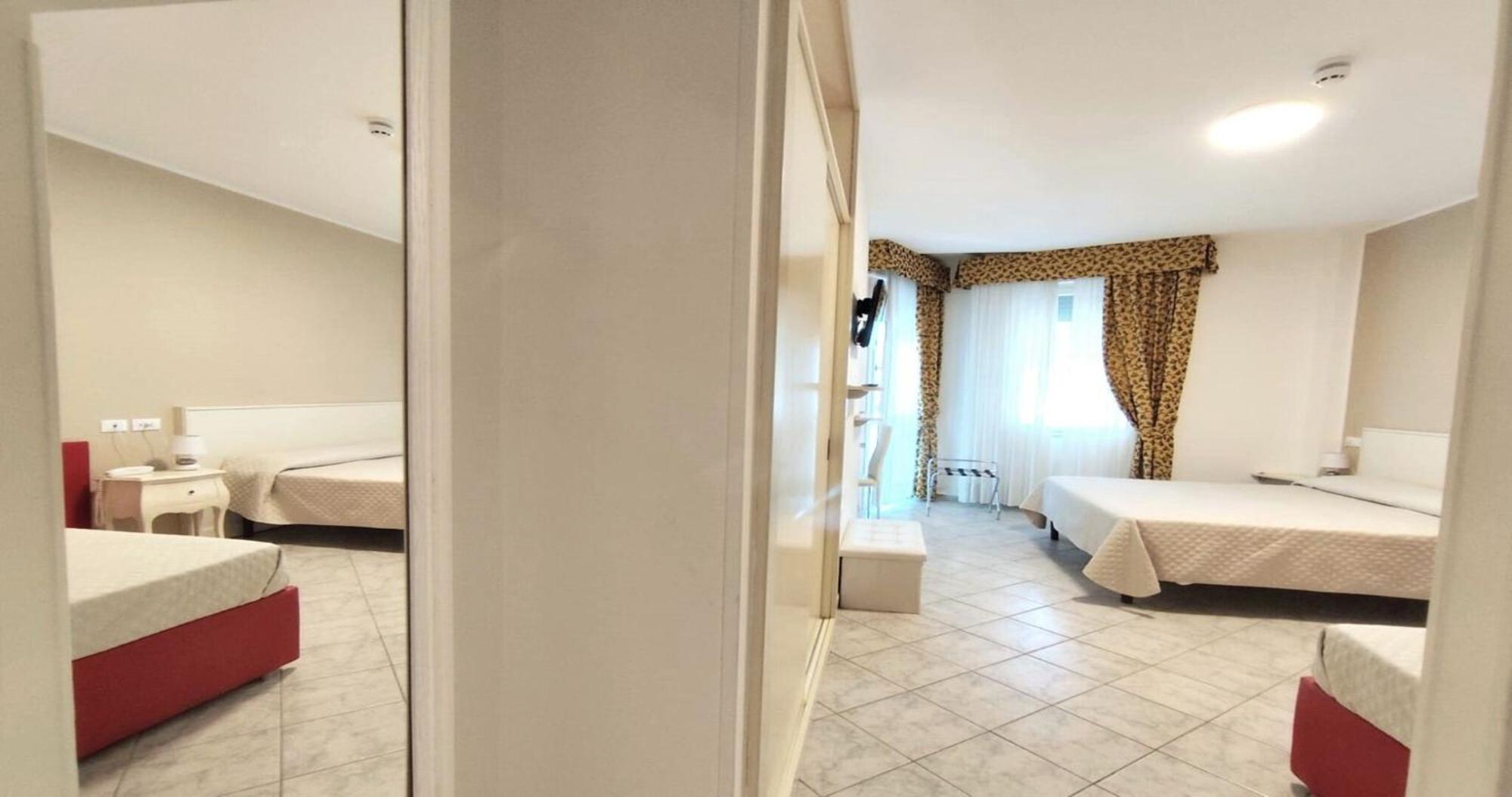 Hotel Vina Del Mar Pineta Lido di Jesolo Eksteriør billede