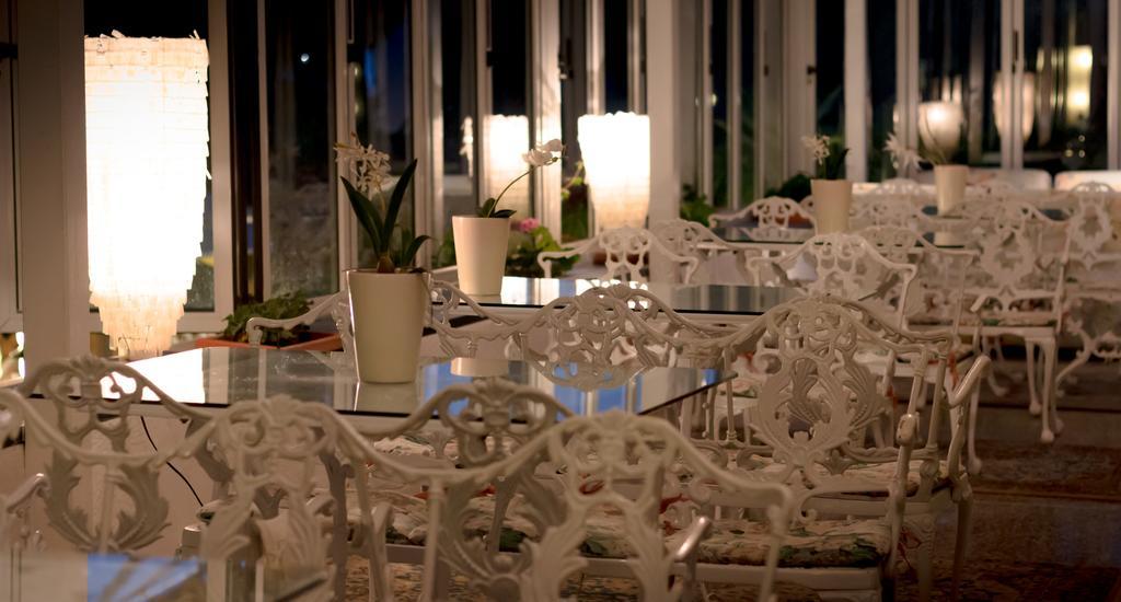 Hotel Vina Del Mar Pineta Lido di Jesolo Eksteriør billede
